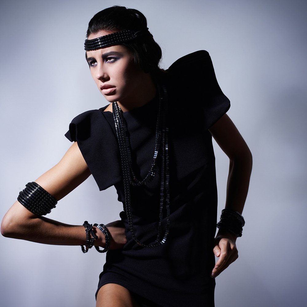 MAGNE medium hematine necklace