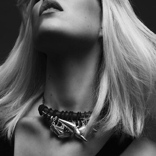 BLACK SHOCK TWIST necklace with stainless steel studs