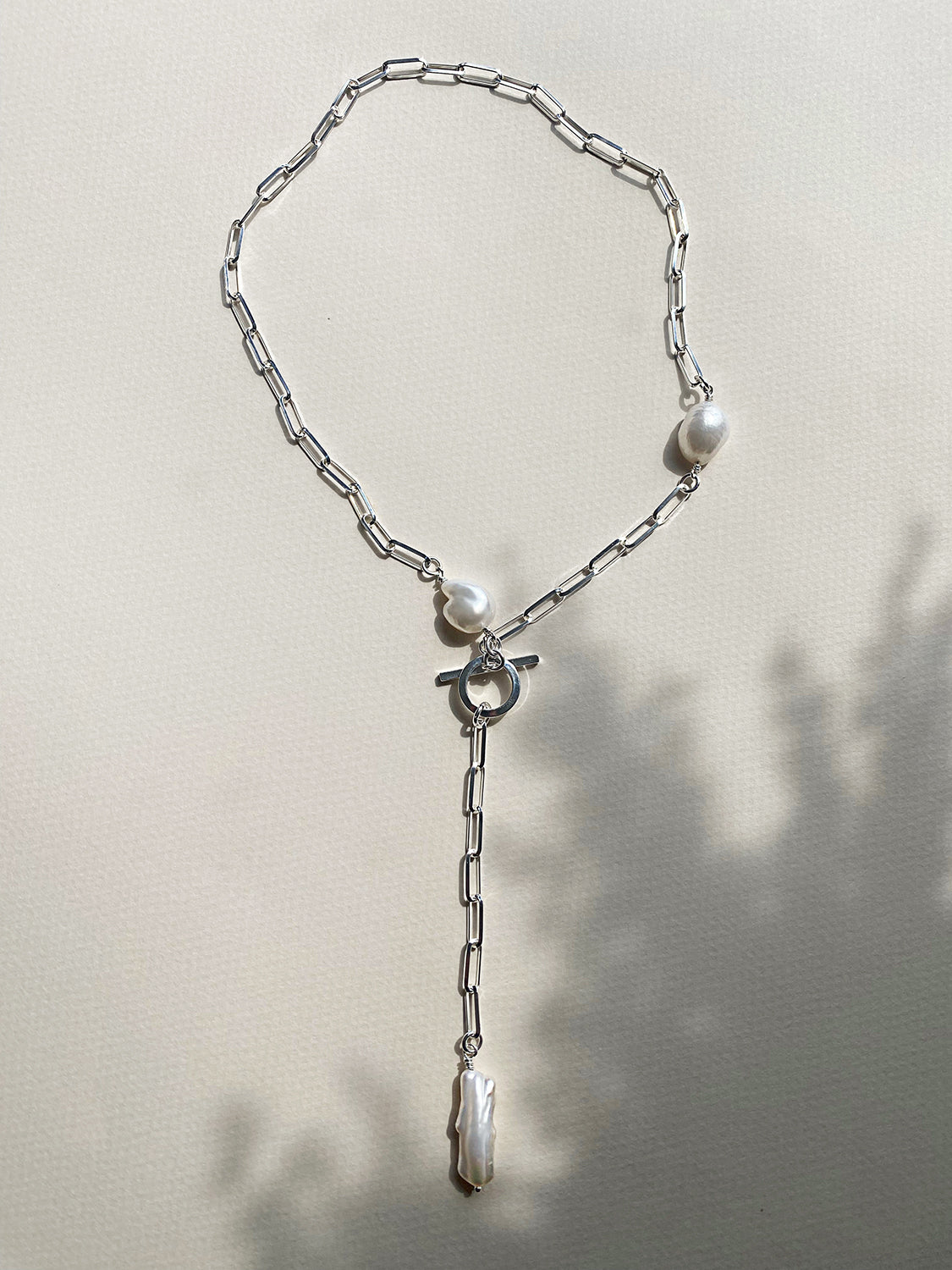 Livorno Lariat paperclip necklace with freshwater pearls